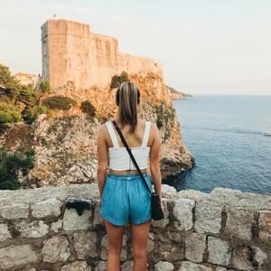 Meet your Posher, Megan